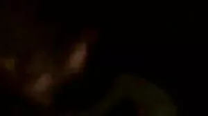 பள்ளி அமர்வுகளுக்குப் பிறகு ஜாஸ்மின் அவளைக் கையாளுகிறார்