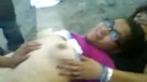 குறும்பு கேடியின் காட்டு நடிப்பு