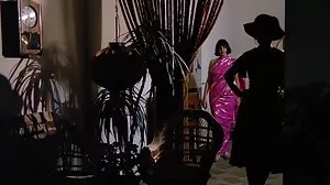 உயரமான பந்து வீச்சாளர் லூகா லாங் பைபர் மேடிசனுடன் விளையாட தனது பெரிய டிக் கொடுக்கிறார்