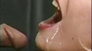டிக்ஸி அதை மீண்டும் செய்கிறார்